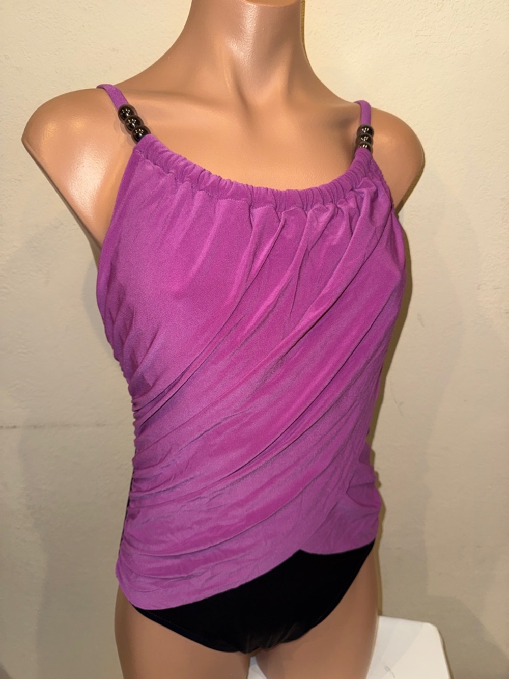 Miraclesuit  by magic suit one piece swimsuit size 10 underwire